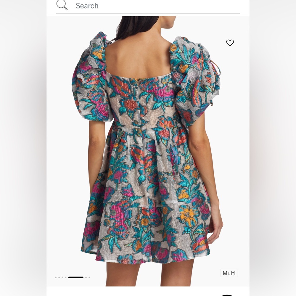 Elliatt puff sleeve dress.
